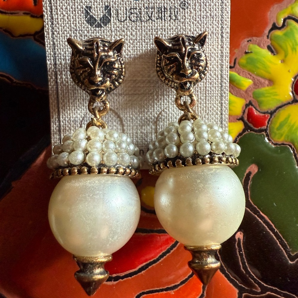 Panther Jaquar or Other Large Faux Pearl drop earring small pearl embellishment